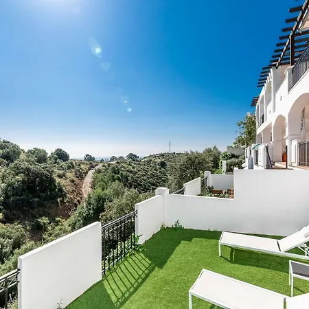 Modern Close To Golf Course